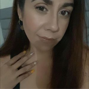 Meet your Posher, Annabelle